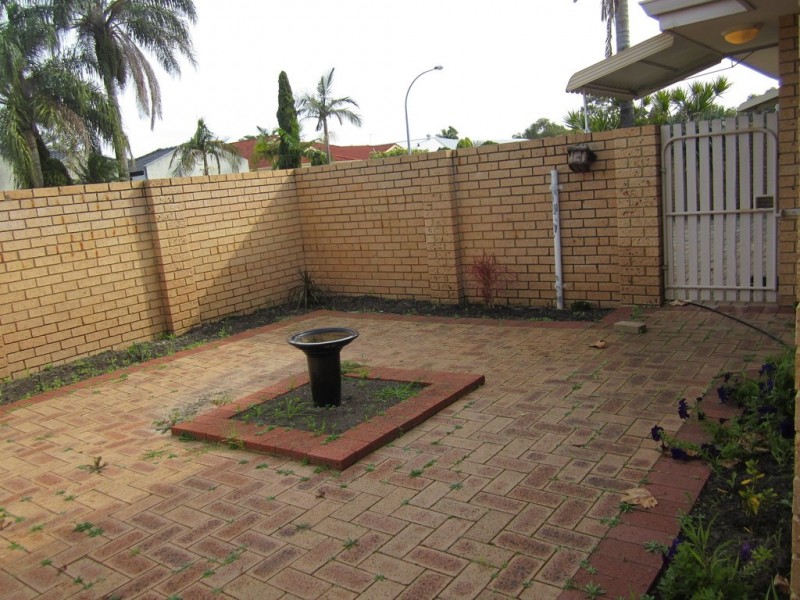 9/5 Flametree, Beechboro WA 6063