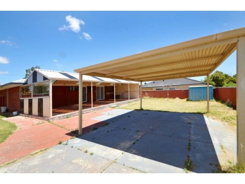 35 Mirrabooka Avenue, Westminster WA 6061