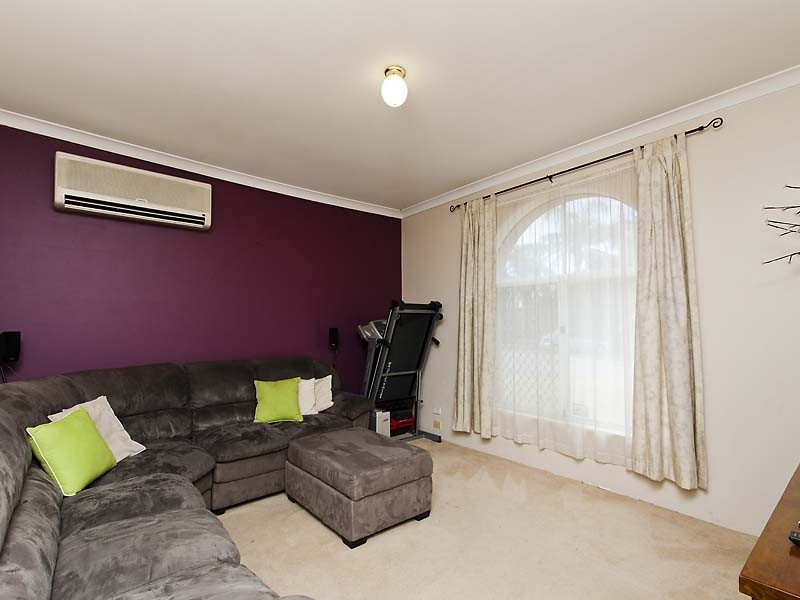 29 Baxter Close, Huntingdale WA 6110
