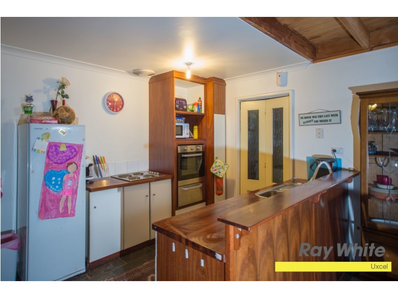 195 Eagle Street, Mundaring WA 6073