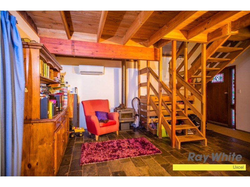 195 Eagle Street, Mundaring WA 6073