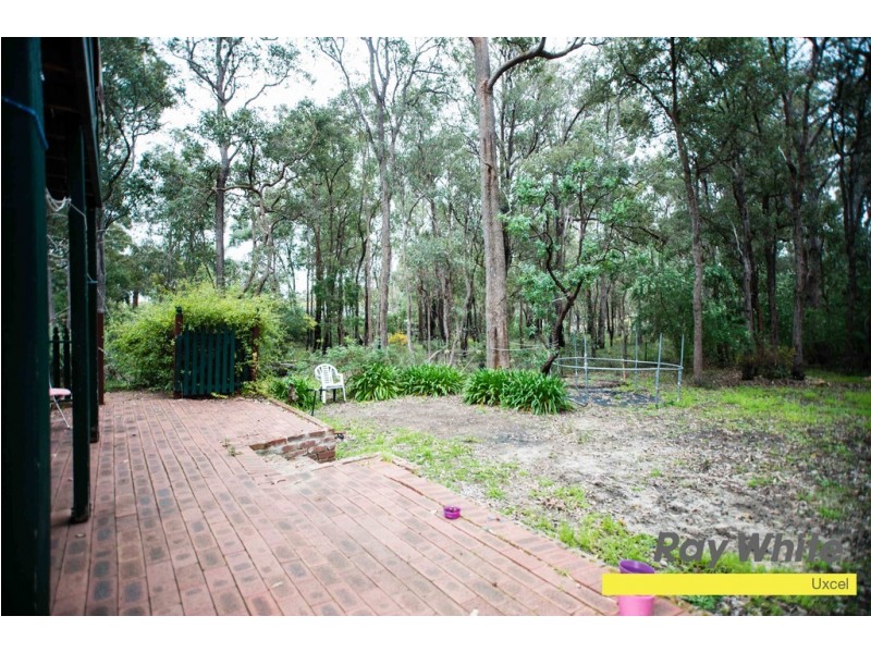 195 Eagle Street, Mundaring WA 6073