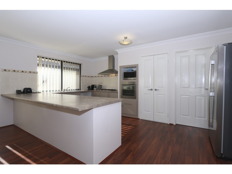 41 Pardalote Road, Harrisdale WA 6112