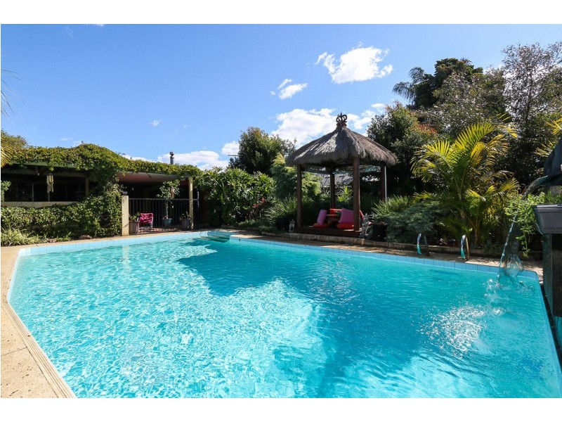 6 Fairset Street, Thornlie WA 6108