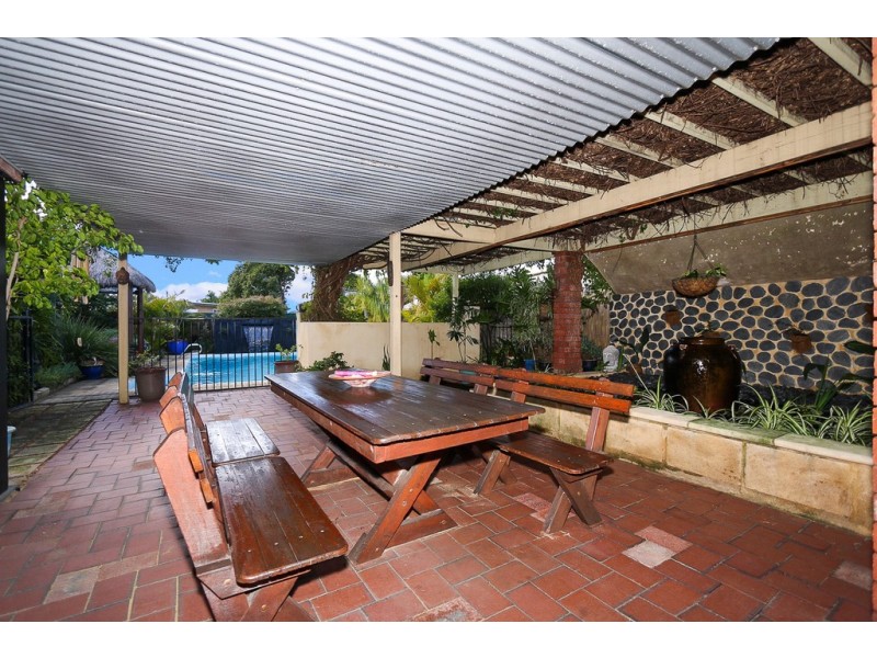 6 Fairset Street, Thornlie WA 6108