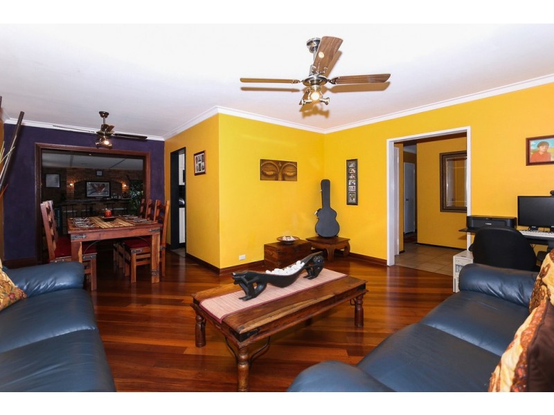 6 Fairset Street, Thornlie WA 6108