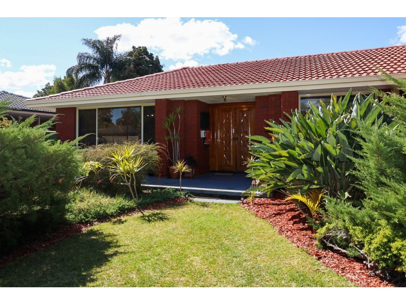 6 Fairset Street, Thornlie WA 6108