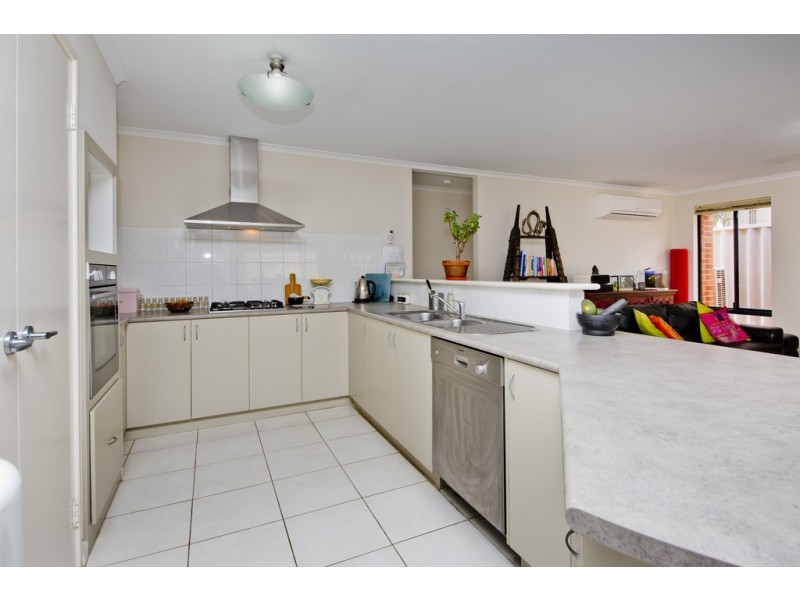 44 Valentine Avenue, Dianella WA 6059