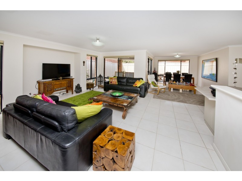 44 Valentine Avenue, Dianella WA 6059