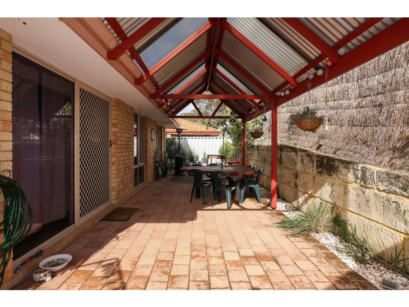 1 Gillespie Crt, Lockridge WA 6054