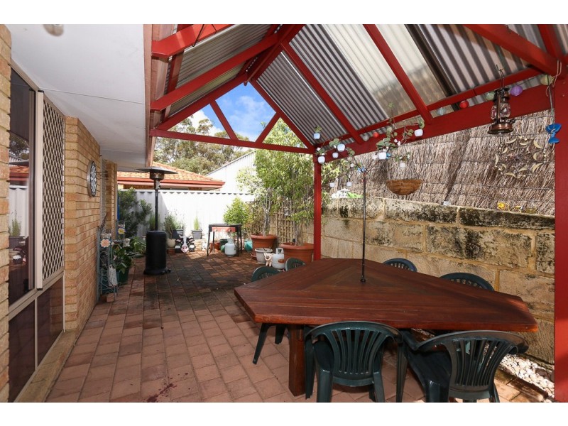 1 Gillespie Crt, Lockridge WA 6054