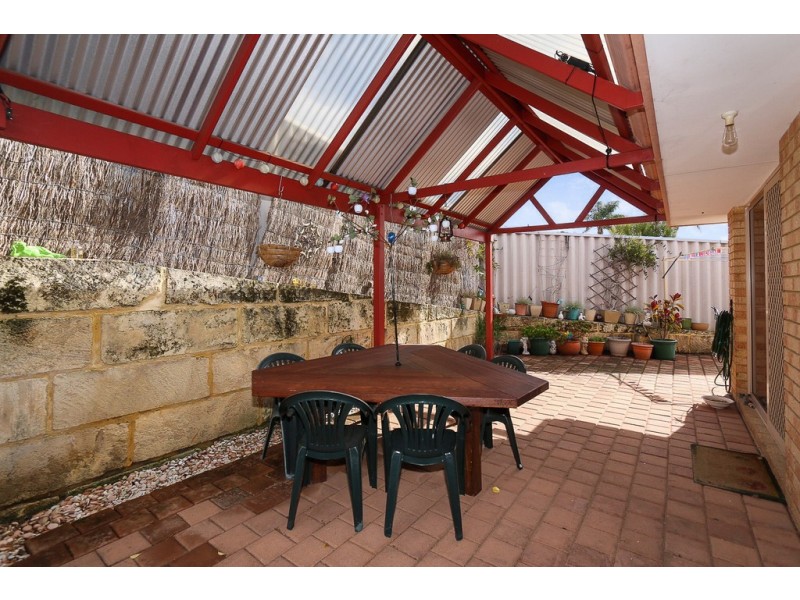 1 Gillespie Crt, Lockridge WA 6054