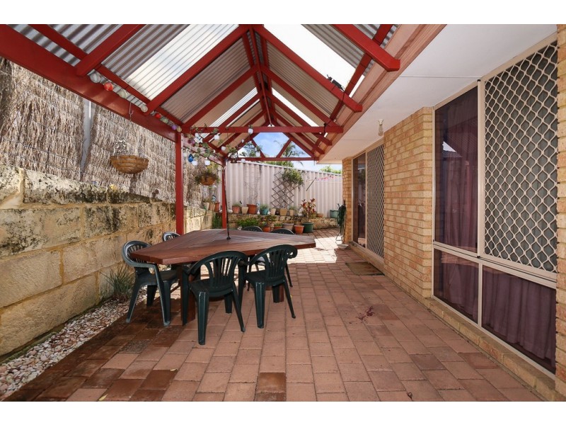 1 Gillespie Crt, Lockridge WA 6054