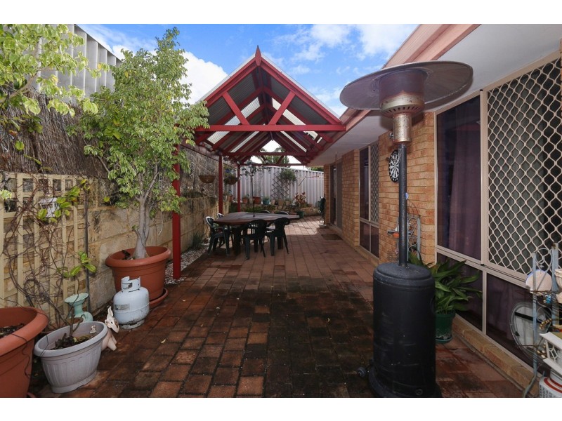 1 Gillespie Crt, Lockridge WA 6054