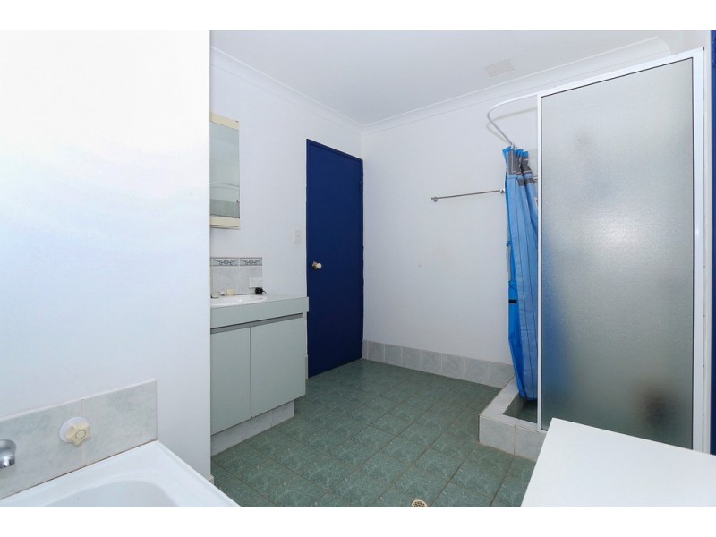 1 Gillespie Crt, Lockridge WA 6054