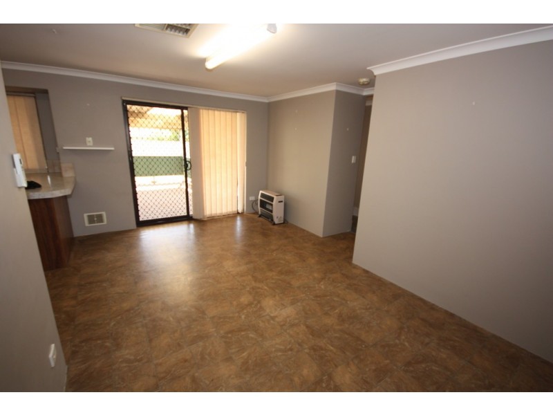 19 Borah Court, Caversham WA 6055