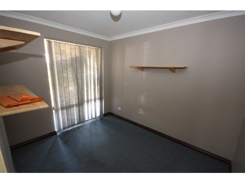 19 Borah Court, Caversham WA 6055