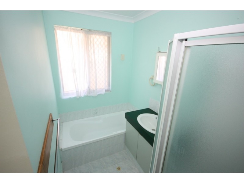 19 Borah Court, Caversham WA 6055