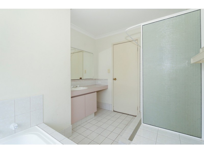 6 Lucy Lane, Currambine WA 6028