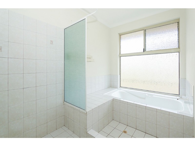 6 Lucy Lane, Currambine WA 6028