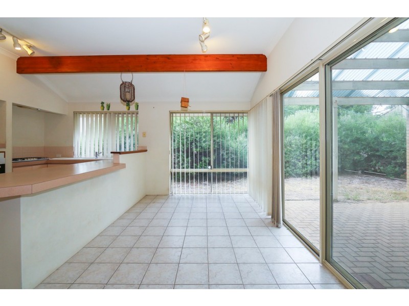 6 Lucy Lane, Currambine WA 6028