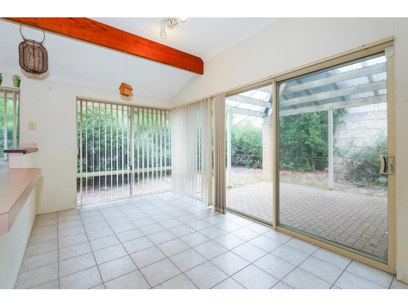 6 Lucy Lane, Currambine WA 6028