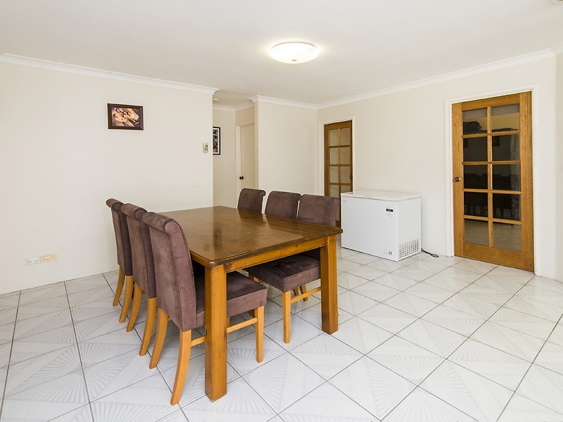 6 Exmouth Place, Thornlie WA 6108