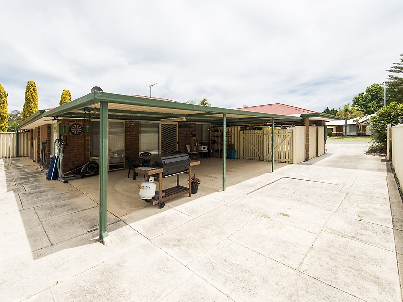 6 Exmouth Place, Thornlie WA 6108