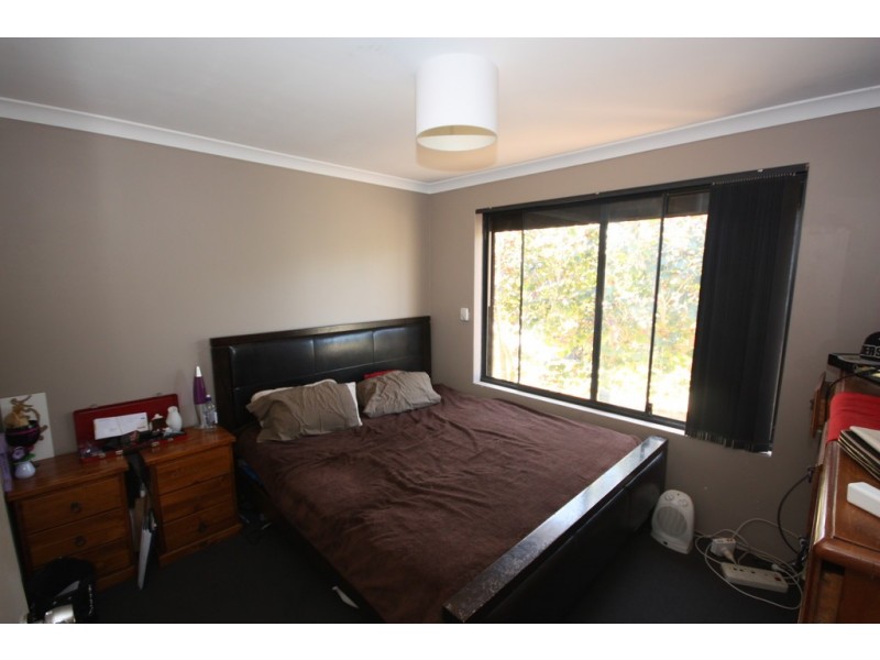 72 Bethwyn Circle, Madeley WA 6065