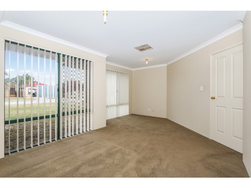 31 Campolino Gardens, Stratton WA 6056