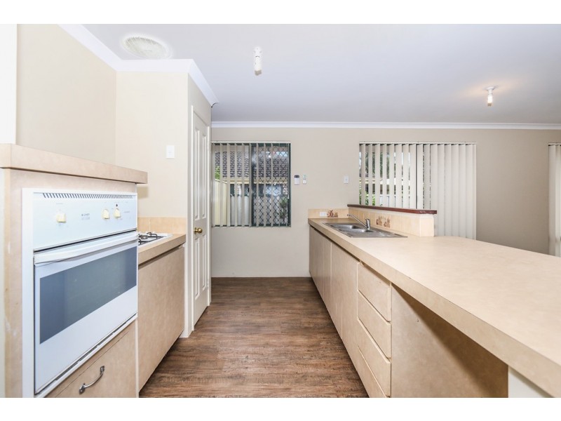 31 Campolino Gardens, Stratton WA 6056