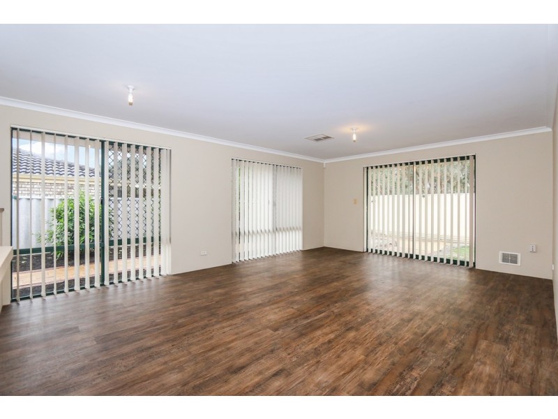 31 Campolino Gardens, Stratton WA 6056