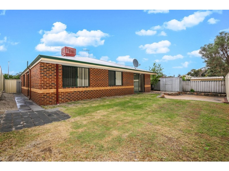 31 Campolino Gardens, Stratton WA 6056