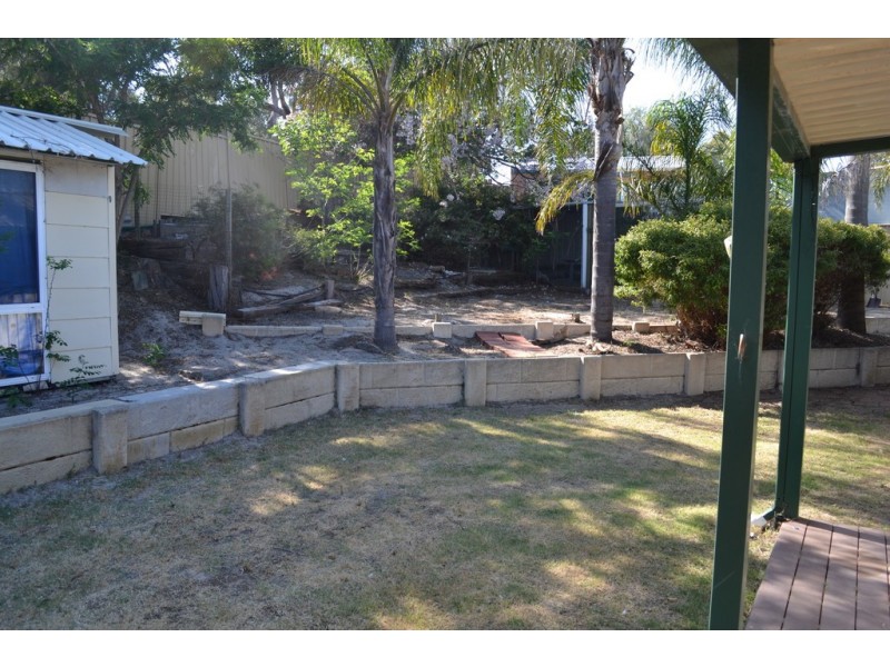 32 Kidman Court, Thornlie WA 6108