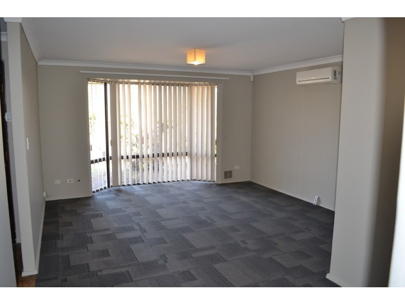 32 Kidman Court, Thornlie WA 6108