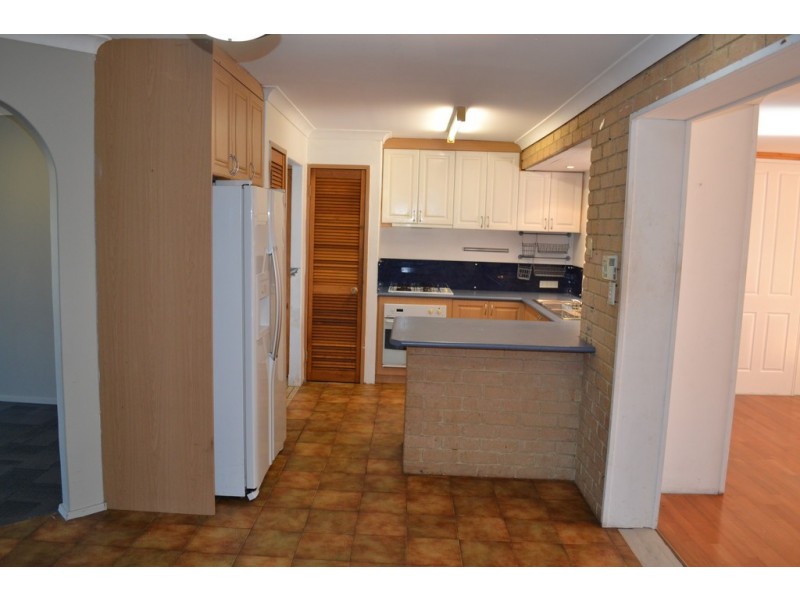 32 Kidman Court, Thornlie WA 6108