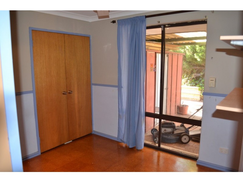 32 Kidman Court, Thornlie WA 6108