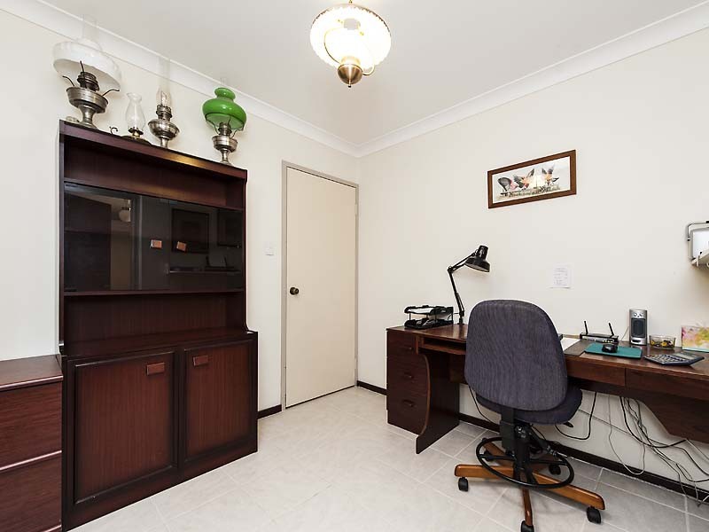 8 Mahogany Street, Maddington WA 6109