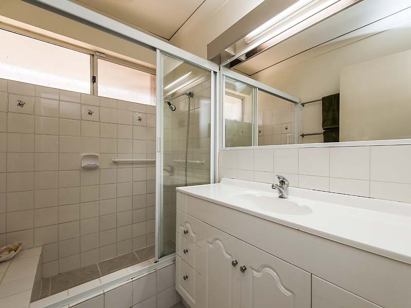 8 Mahogany Street, Maddington WA 6109