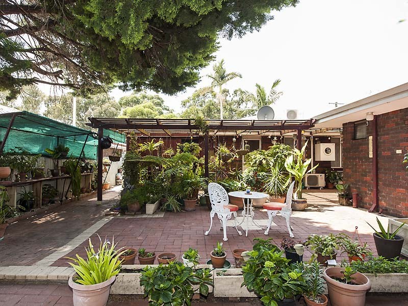 8 Mahogany Street, Maddington WA 6109