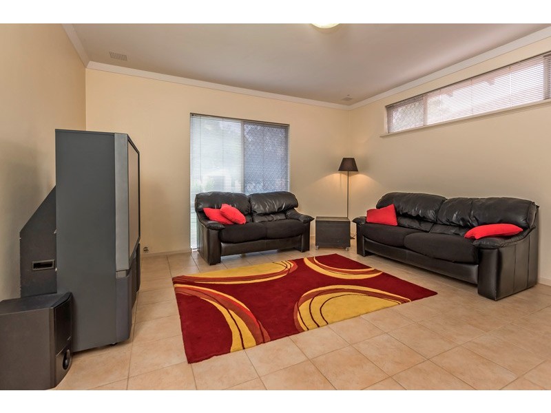 42 Bertram Street, Dianella WA 6059