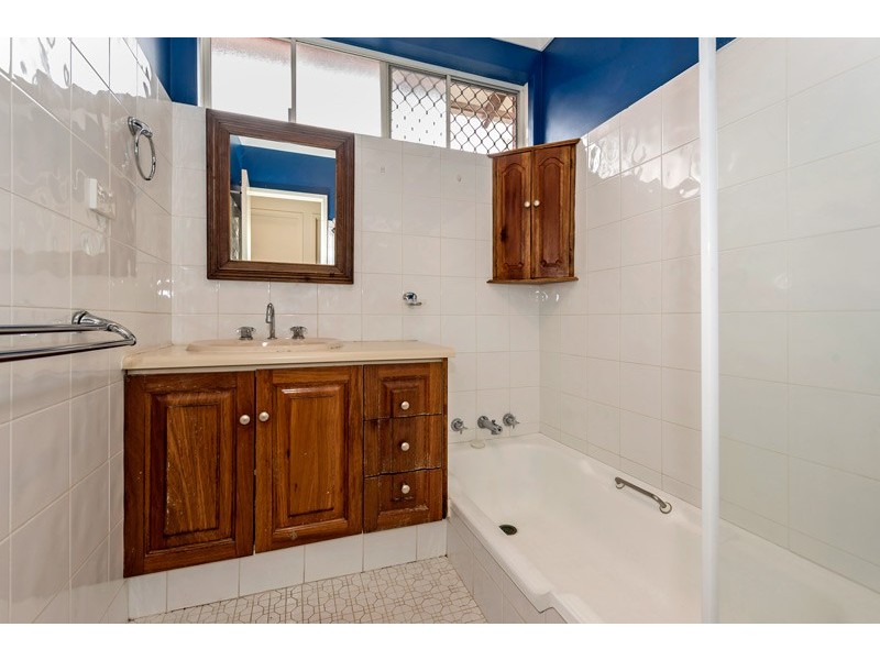 42 Bertram Street, Dianella WA 6059