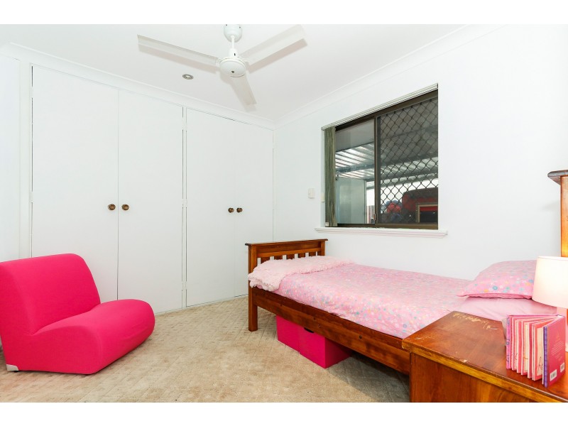 1 Ailsworth Court, Thornlie WA 6108