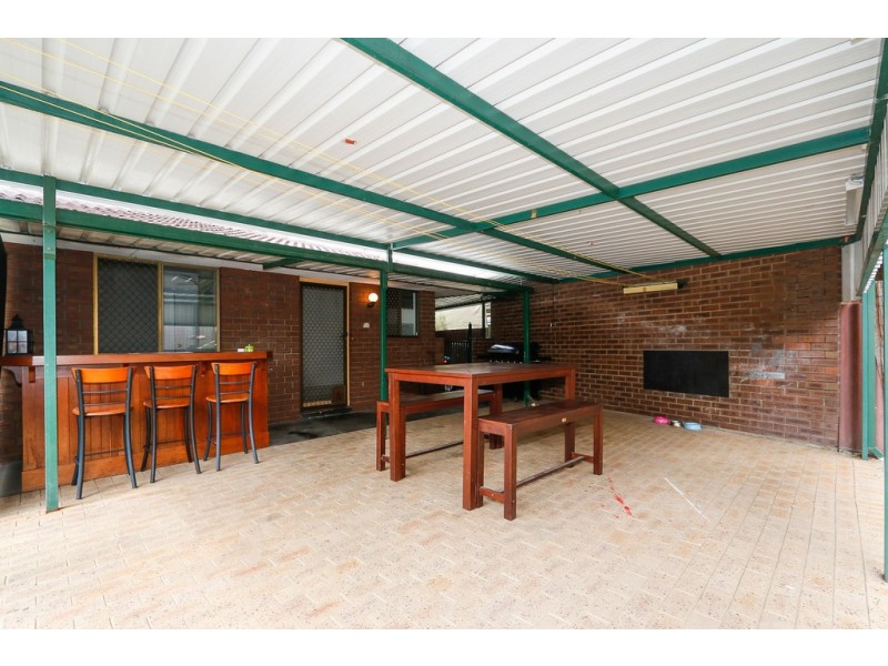 1 Ailsworth Court, Thornlie WA 6108