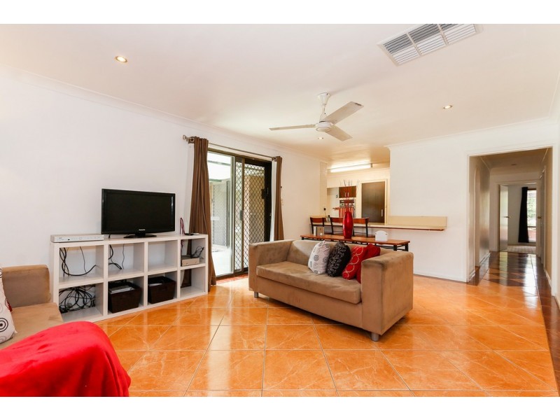 1 Ailsworth Court, Thornlie WA 6108