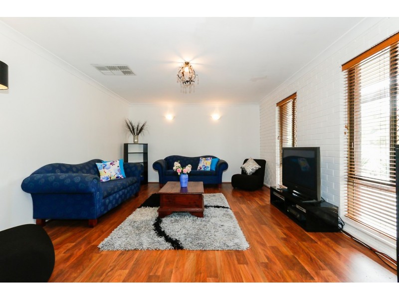 1 Ailsworth Court, Thornlie WA 6108