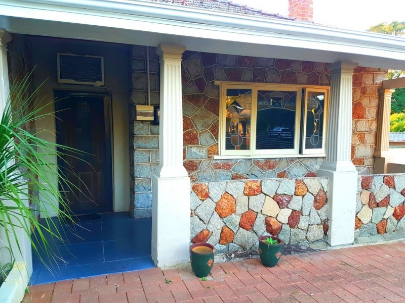 2 Barton Parade, Bassendean WA 6054