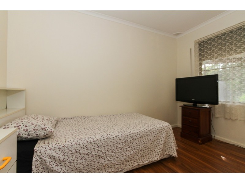 4 Dobell  Street, Huntingdale WA 6110