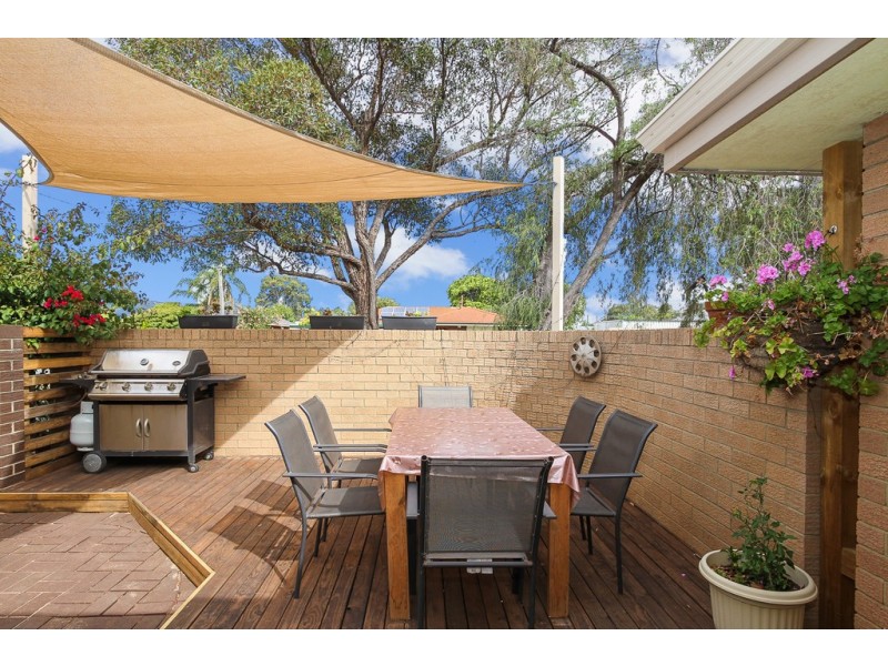 4 Dobell  Street, Huntingdale WA 6110