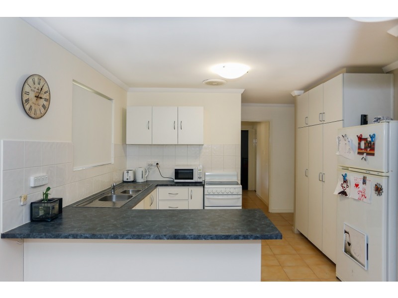 2/2 Cothill Court, Eden Hill WA 6054